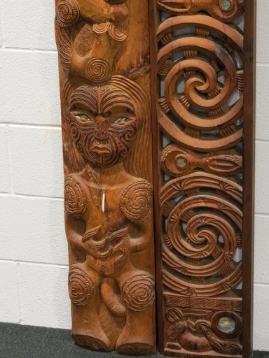 Male Maori carving