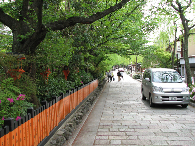 Shinbashi street